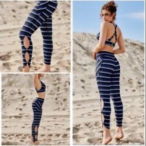 FP Movement 🦋 Striped Infinity Leggings - XS